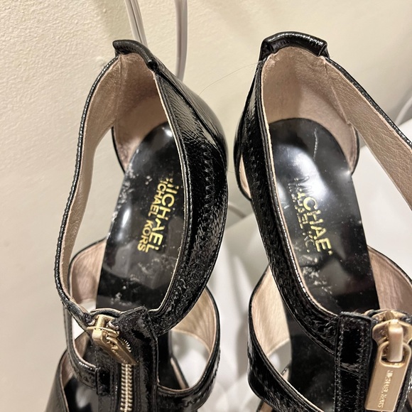Michael Kors patent leather zip sandals - Picture 3 of 3